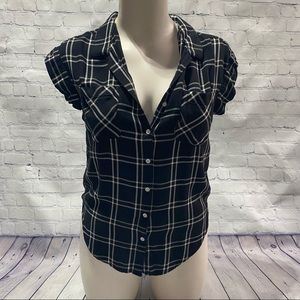Black & white plaid button down top